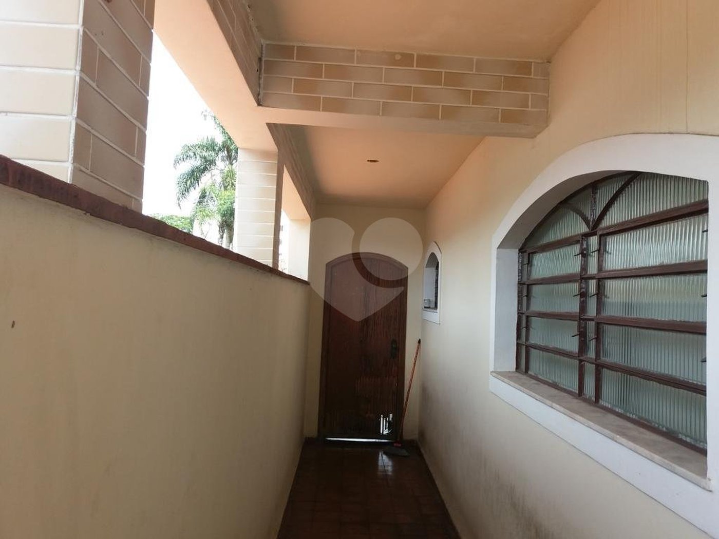 Sobrado à venda com 4 quartos, sendo 2 suítes, em Tremembé, São Paulo, SP