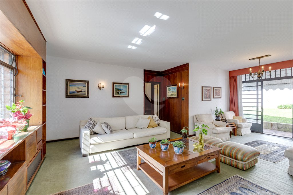 Casa Térrea à venda com 3 quartos, sendo 1 suíte,  em Brooklin Velho, São Paulo, SP