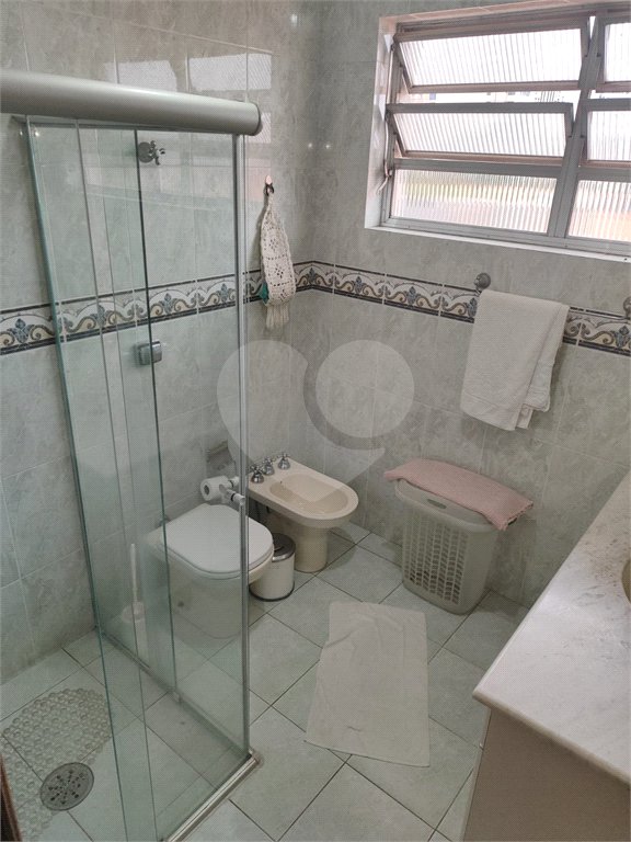 Casa à venda com 4 quartos, sendo 2 suítes, no condomínio Chácara das Rosas, São Paulo - SP