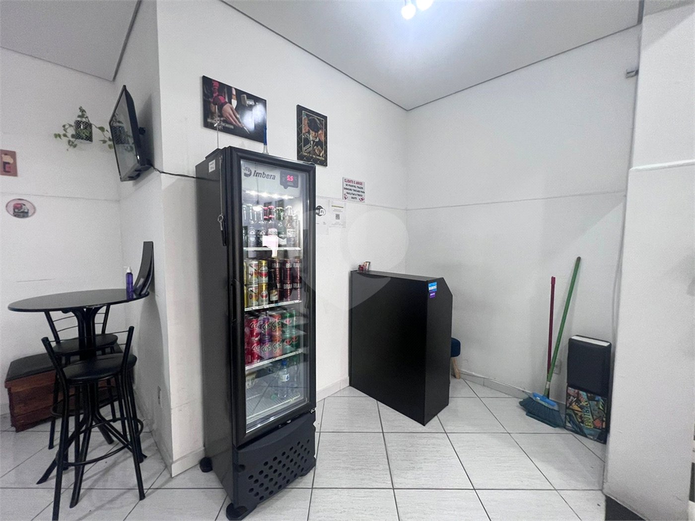 Casa à venda com 3 quartos, sendo 1 suíte, em Vila Suissa, Mogi das Cruzes, SP