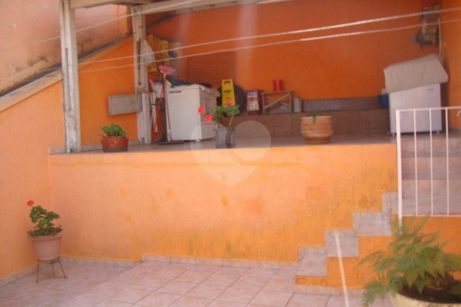 Sobrado à venda com 3 quartos, sendo 1 suíte, em Parada Inglesa, São Paulo, SP