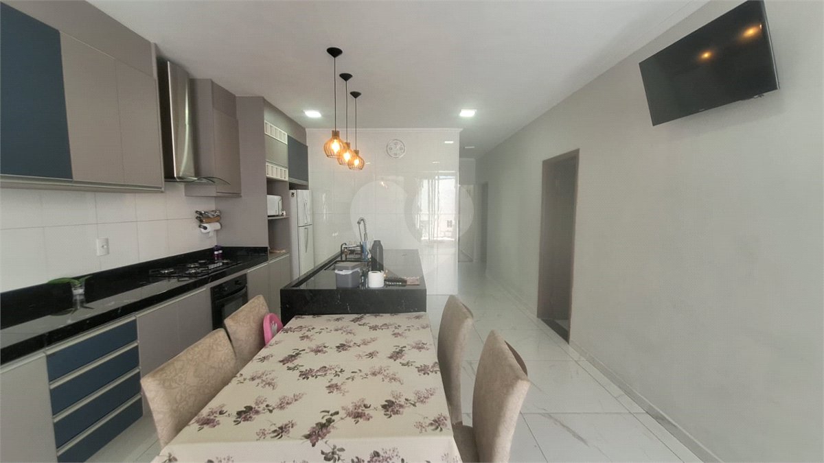 Casa à venda com 3 quartos, sendo 1 suíte, no condomínio Portobello Sorocaba, Sorocaba - SP
