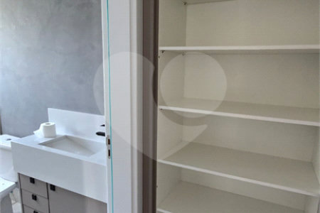 Casa à venda ou para alugar com 5 quartos, sendo 4 suítes,  no condomínio Equilibrium, Atibaia - SP