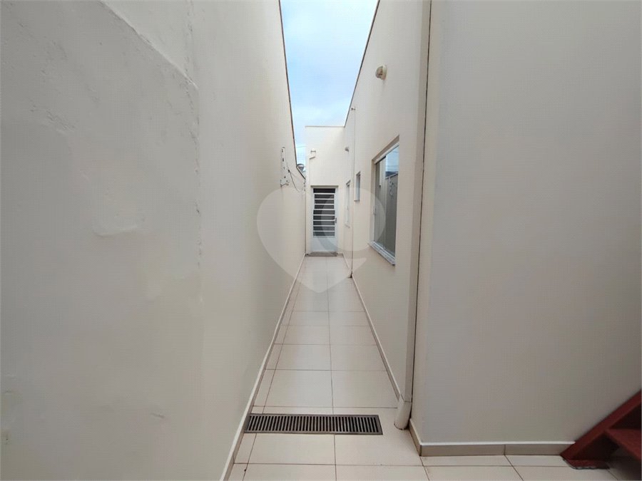 Casa para alugar com 3 quartos, sendo 1 suíte,  em Jardim Itália, Itapetininga, SP