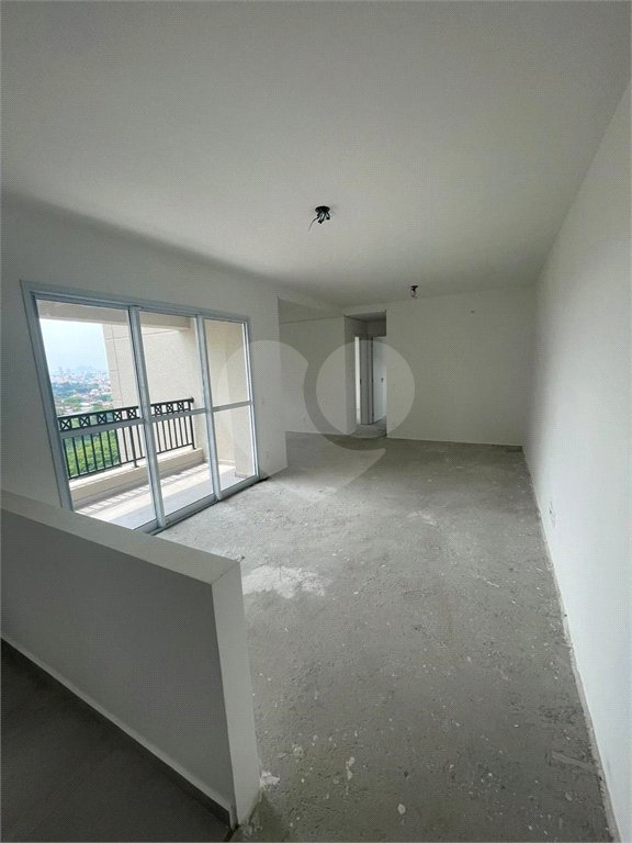 Apartamento à venda com 3 quartos, sendo 1 suíte,  em Vila Suzana, São Paulo, SP