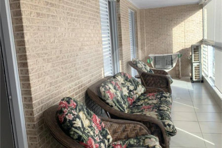 Apartamento à venda com 2 quartos, sendo 1 suíte,  em Indaiá, Bertioga, SP