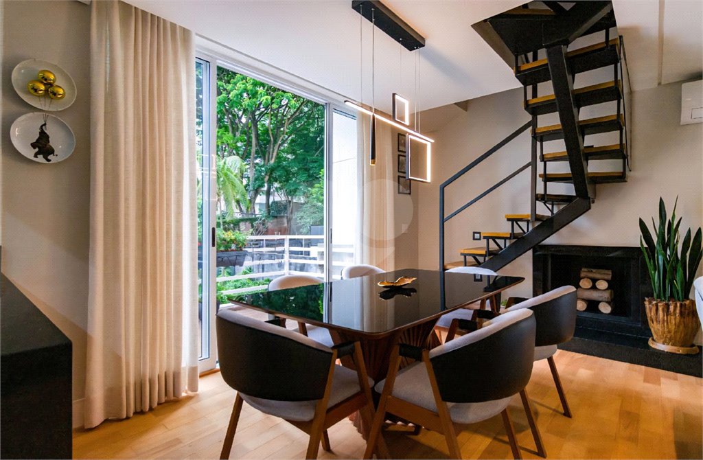 Apartamento à venda com 1 suíte em Vila Suzana, São Paulo, SP