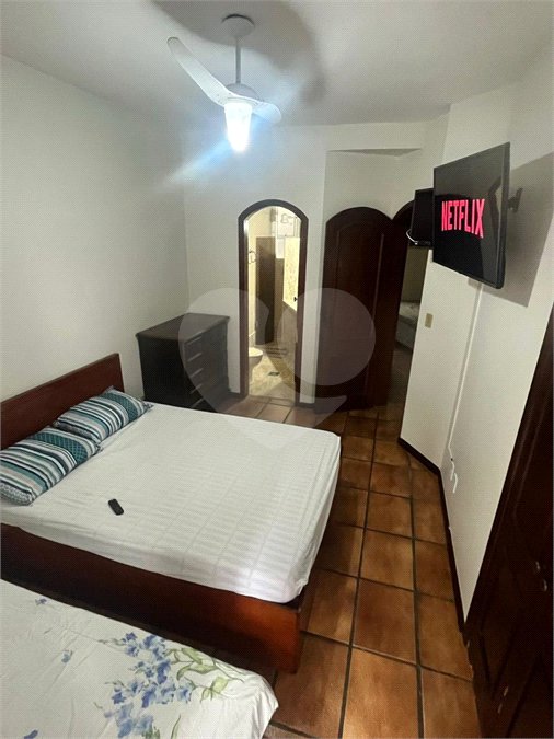 Apartamento à venda com 3 quartos, sendo 1 suíte,  em Vila Nova, Cabo Frio, RJ