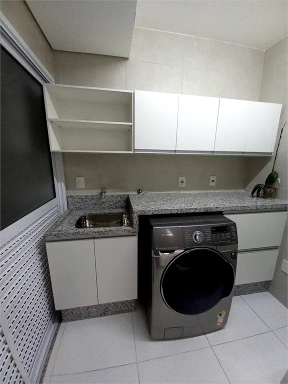 Apartamento à venda com 4 suítes em Vila Suzana, São Paulo, SP