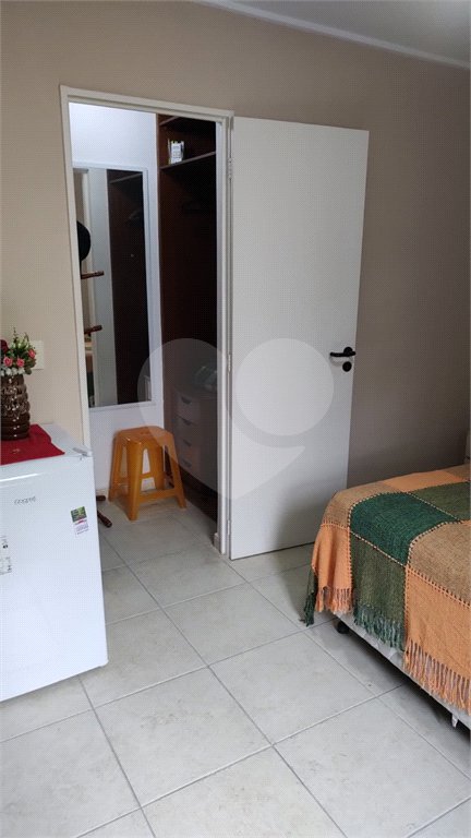 Duplex à venda com 3 quartos, sendo 1 suíte, em Enseada, Guarujá, SP