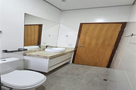 Casa à venda com 3 quartos, sendo 1 suíte, no condomínio Mantova, Indaiatuba - SP