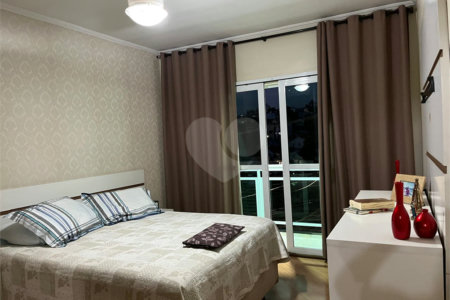 Sobrado à venda com 3 quartos, sendo 1 suíte,  em Vila Pirituba, São Paulo, SP