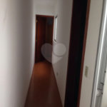 Vende-se Sobrado em Condomínio Fechado – 3 Dormitórios | 180 m²