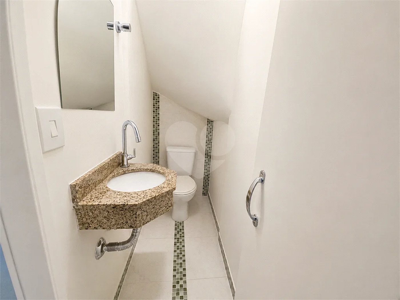 Casa em Condomínio Fechado à Venda na Vila Mazzei | 112 m² úteis | 3 dormitórios | 1 suíte | 2 vagas