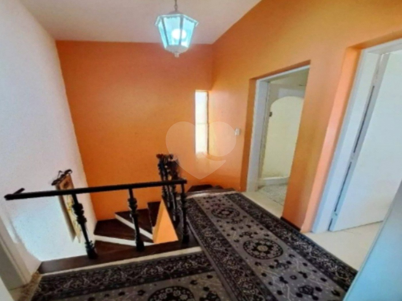 Sobrado com 112m² , 3 dormitórios , sendo 1 suíte , 3 vagas de garagem , à venda no Bosque da Saúde.
