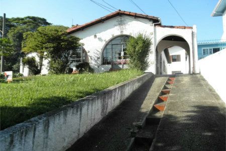 Casa à venda com 4 quartos, sendo 1 suíte, em Lapa, São Paulo, SP