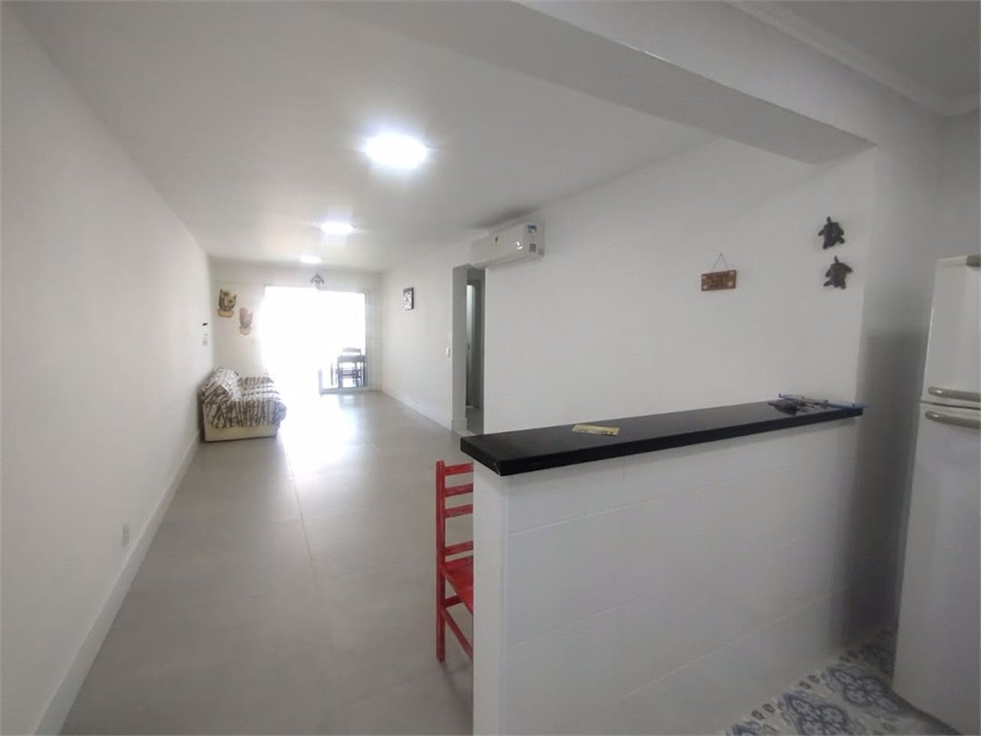 Apartamento Residencial à venda, Jardim Astúrias, Guarujá - AP0683.