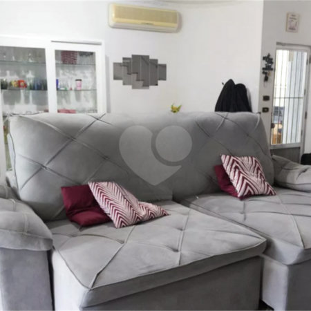 Sobrado à venda com 4 quartos, sendo 1 suíte, em Vila Jaguara, São Paulo, SP