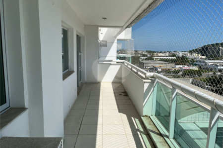 Cobertura à venda com 2 quartos, sendo 1 suíte, em Recreio dos Bandeirantes, Rio de Janeiro, RJ