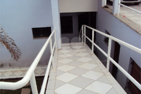 Sobrado à venda com 4 quartos, sendo 2 suítes,  em Recreio Maristela, Atibaia, SP