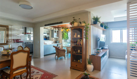 Apartamento à venda com 2 quartos, sendo 1 suíte,  em Chácara Santo Antônio, São Paulo, SP