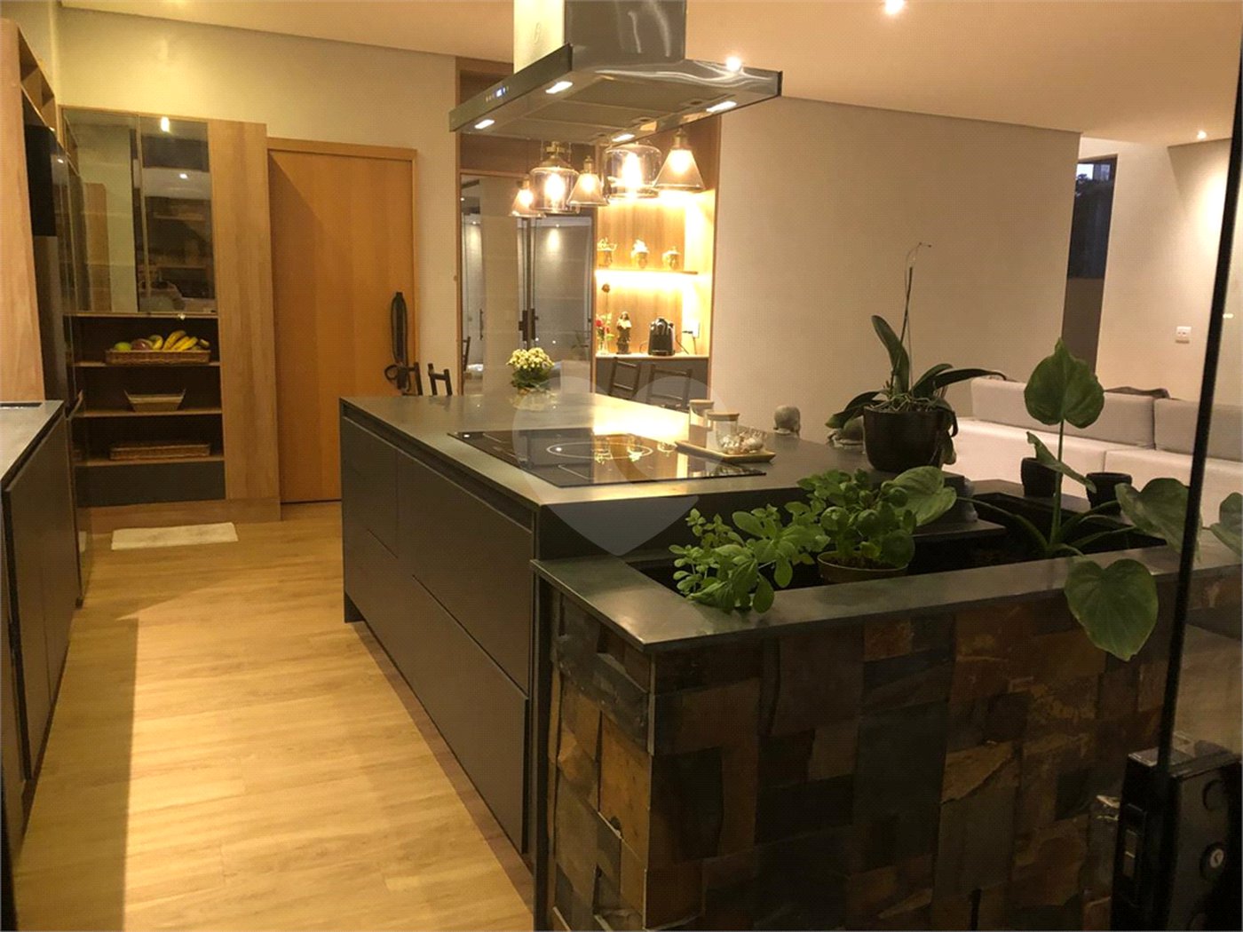 Casa à venda com 3 suítes em Jandira, Jandira, SP