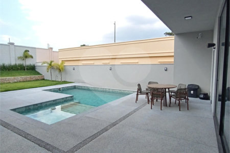 Casa à venda com 4 quartos, sendo 3 suítes,  no condomínio Alphaville Nova Esplanada 3, Votorantim - SP