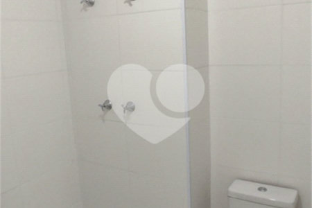 Apartamento à venda com 3 quartos, sendo 1 suíte,  em Parada Inglesa, São Paulo, SP