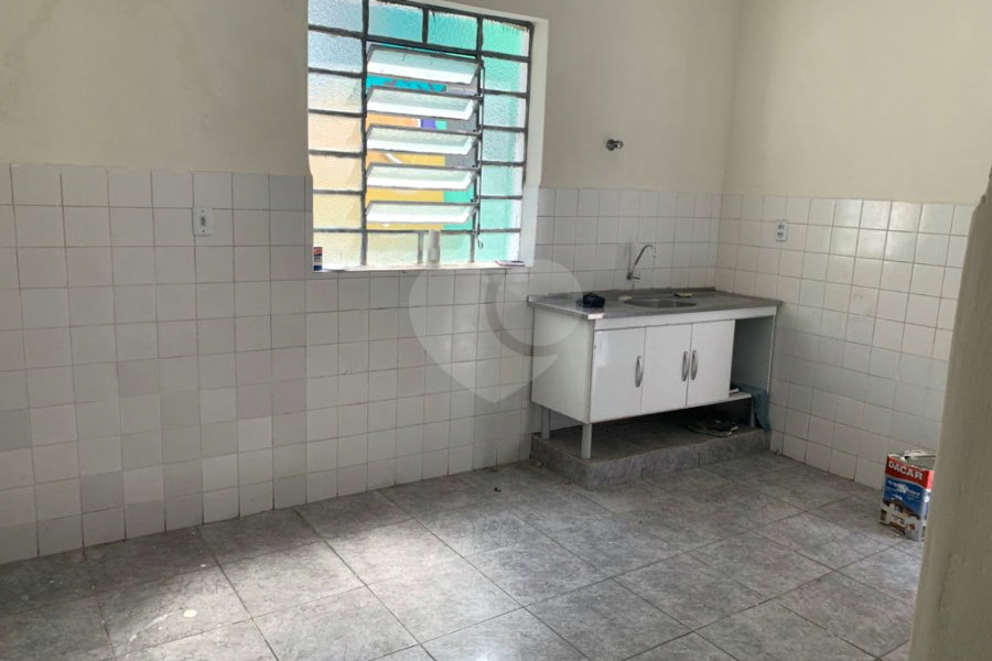 Prédio à venda com 6 quartos em Santana, São Paulo, SP