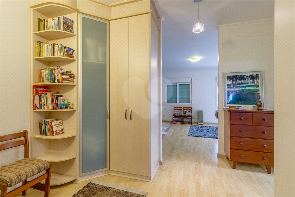 Casa à venda com 4 suítes em Chácara Monte Alegre, São Paulo, SP