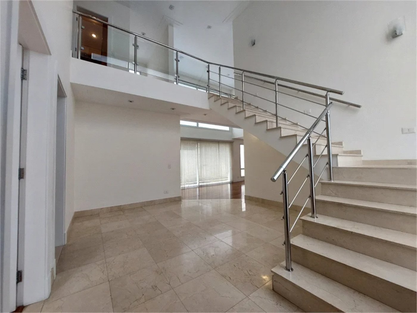 Casa à venda com 4 suítes no condomínio Residencial Morumbi, São Paulo - SP