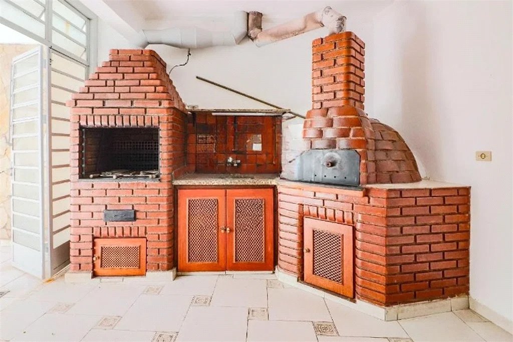 Casa à venda com 3 quartos, sendo 2 suítes, em Ferreira, São Paulo, SP
