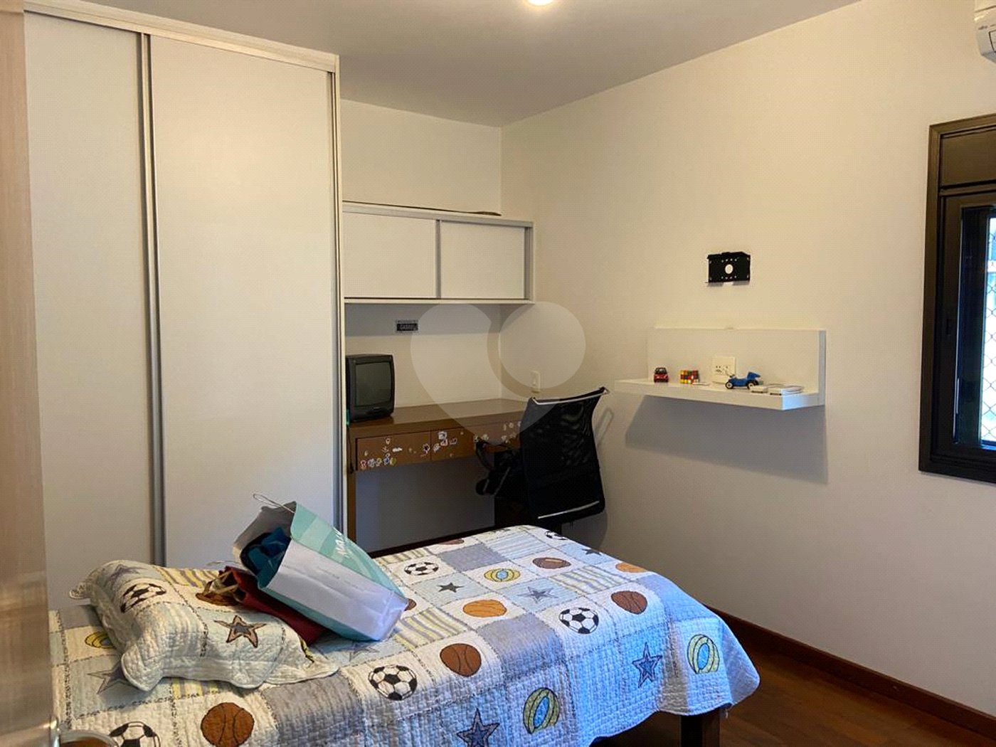 Sobrado à venda com 3 quartos, sendo 1 suíte, em Horto Florestal, São Paulo, SP