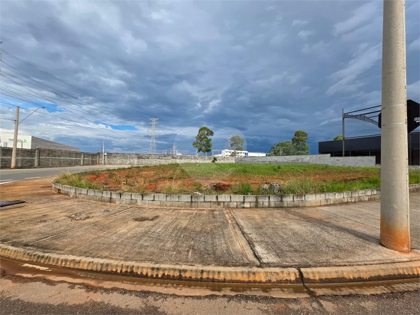 Terreno à venda no condomínio Centro Empresarial Metropolitano, Sorocaba - SP