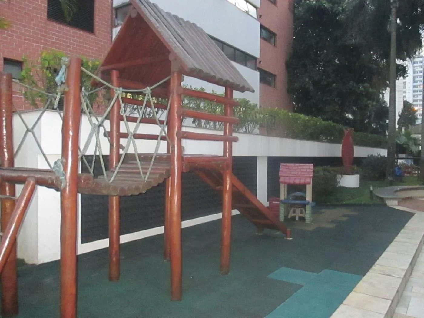 Apartamento à venda com 3 quartos, sendo 1 suíte, em Real Parque, São Paulo, SP