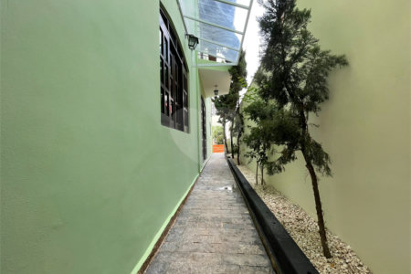 Casa à venda com 4 quartos, sendo 2 suítes,  em Jardim Pagliato, Sorocaba, SP