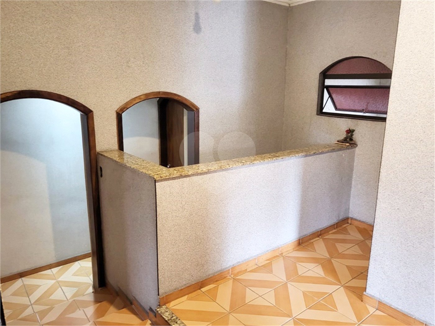 Casa à venda com 4 quartos, sendo 2 suítes, em Vila Maria Alta, São Paulo, SP