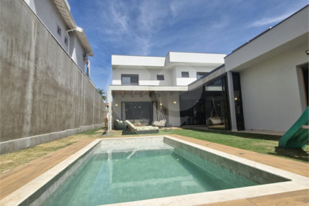 Casa à venda com 5 quartos, sendo 3 suítes, no condomínio Residencial Terras de Vinhedo, Vinhedo - SP