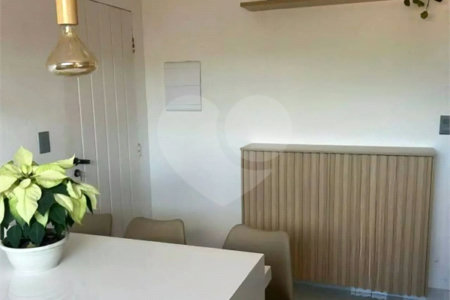 Casa à venda com 3 quartos, sendo 1 suíte, em Jardim Olympia, São Paulo, SP