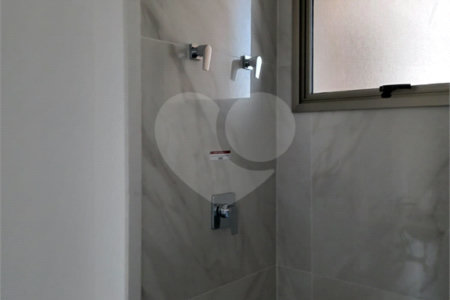 Apartamento à venda com 4 suítes em Real Parque, São Paulo, SP