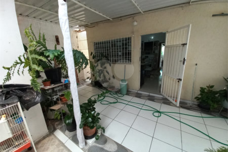 Casa Térrea à venda com 3 quartos em Jardim das Palmas, São Paulo, SP