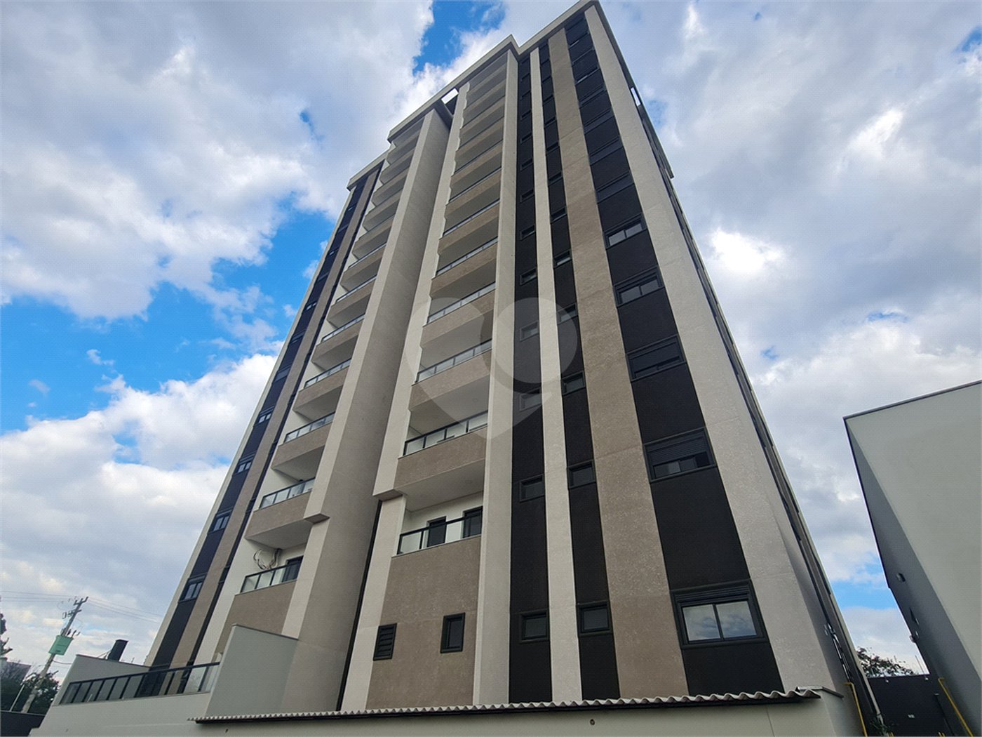 Apartamento à venda com 3 quartos, sendo 1 suíte, em Jardim Refúgio, Sorocaba, SP