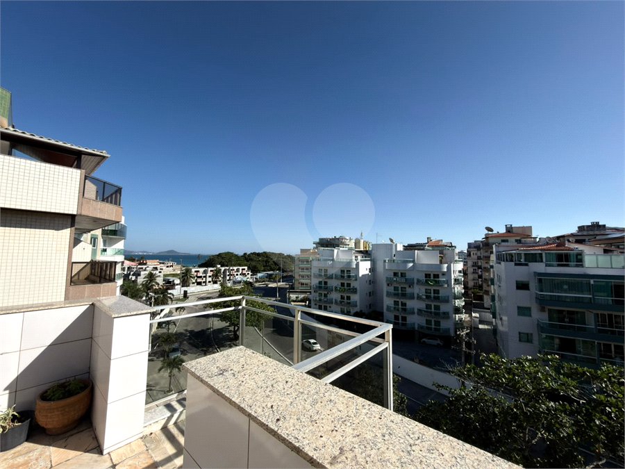 Cobertura à venda com 3 quartos, sendo 1 suíte, em Passagem, Cabo Frio, RJ