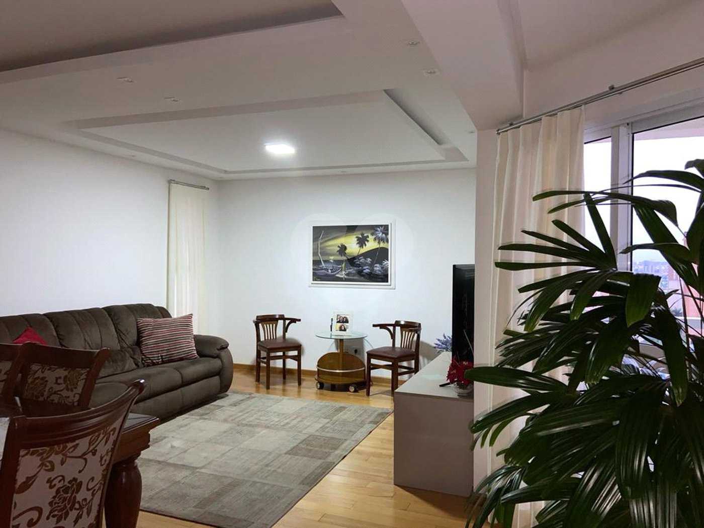 Apartamento à venda com 3 suítes em Vila Bastos, Santo André, SP