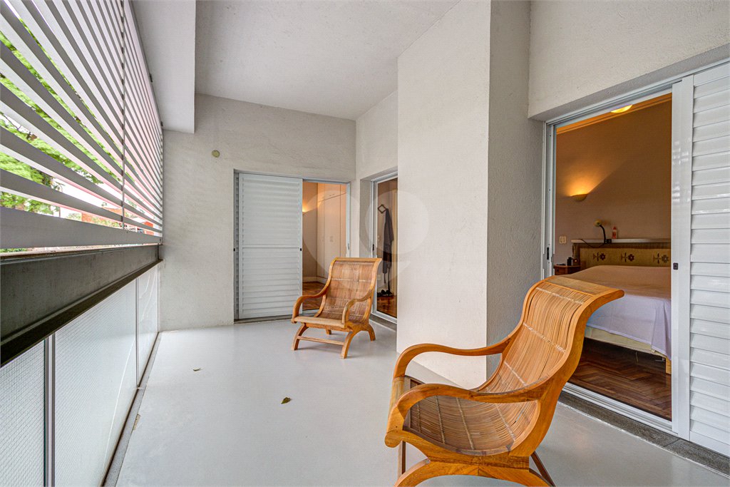 Casa de Vila à venda com 3 quartos, sendo 1 suíte,  em Granja Julieta, São Paulo, SP