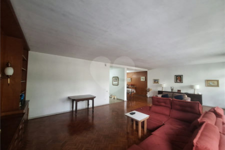 Apartamento à venda com 4 quartos, sendo 1 suíte, em Tijuca, Rio de Janeiro, RJ