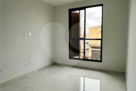 Sobrado à venda com 3 suítes em Vila Ré, São Paulo, SP