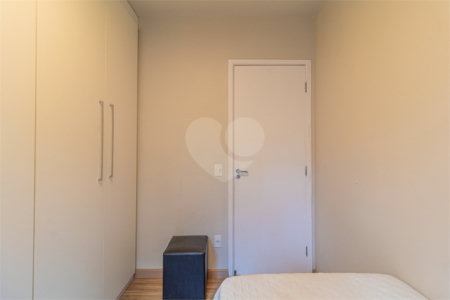 Apartamento à venda com 3 quartos, sendo 1 suíte,  em Morumbi, São Paulo, SP