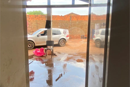 Casa à venda com 2 quartos em Vila Piloto, Três Lagoas, MS