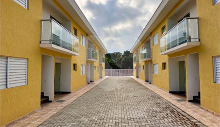 Apartamento à venda com 2 quartos, sendo 1 suíte,  em Vista Linda, Bertioga, SP